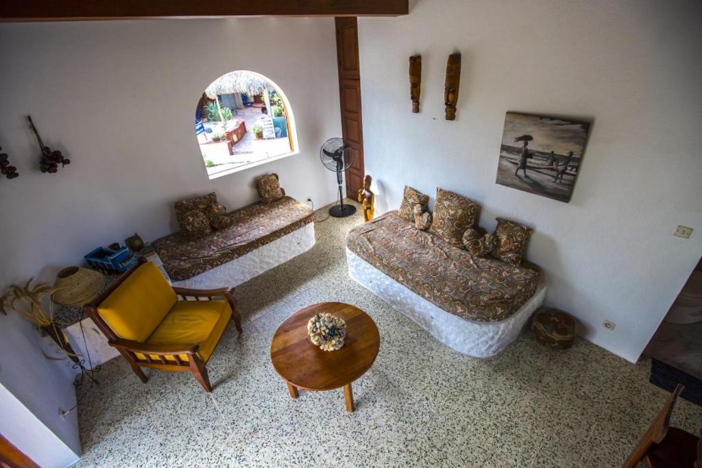 Chez Maggie Hotel & Restaurant Morondava Buitenkant foto