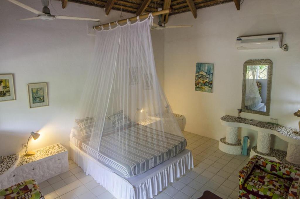 Chez Maggie Hotel & Restaurant Morondava Buitenkant foto